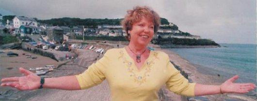 Gail with wide open arms